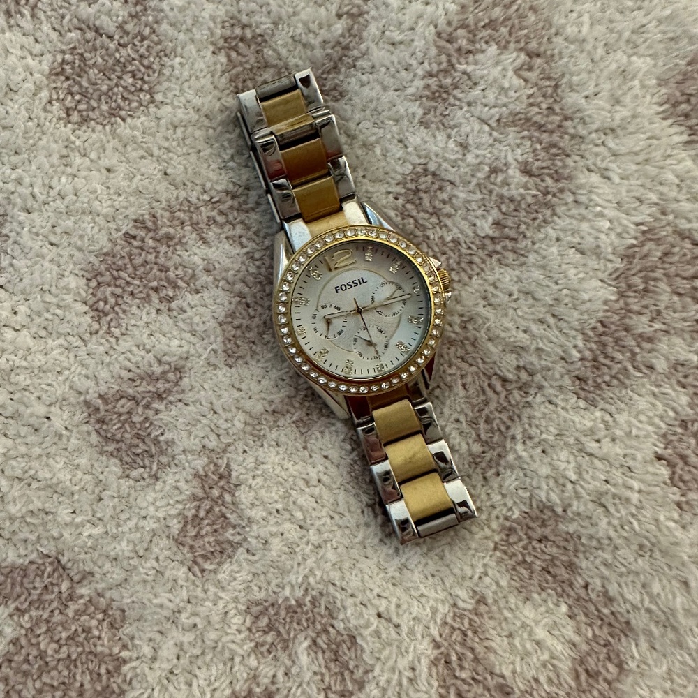 Fossil watch